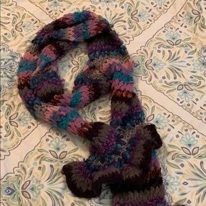 Knit scarf